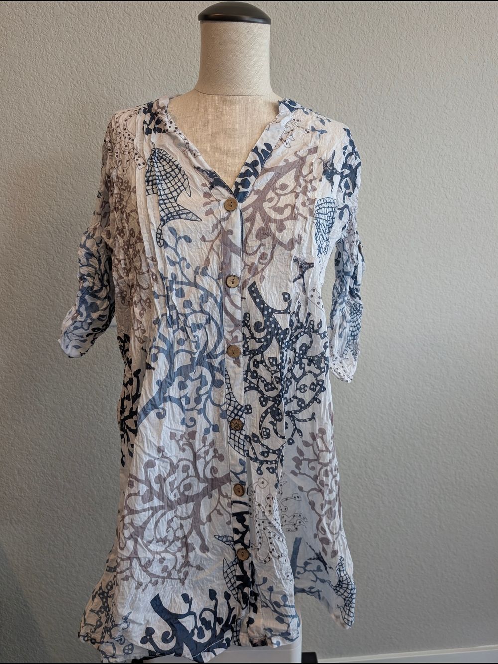 Boho Sz S Wooden Button-Front Tunic Dress in Blue and Taupe Tropical Vacation